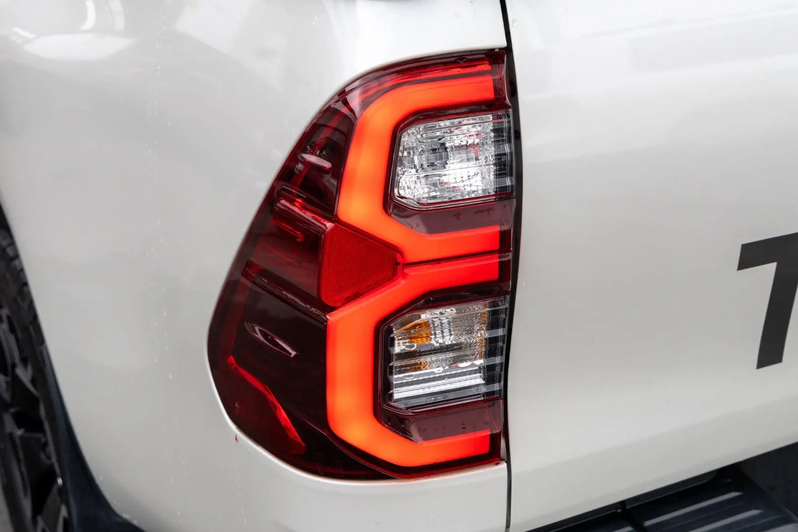 2021 Toyota Hilux Gallery Image 20