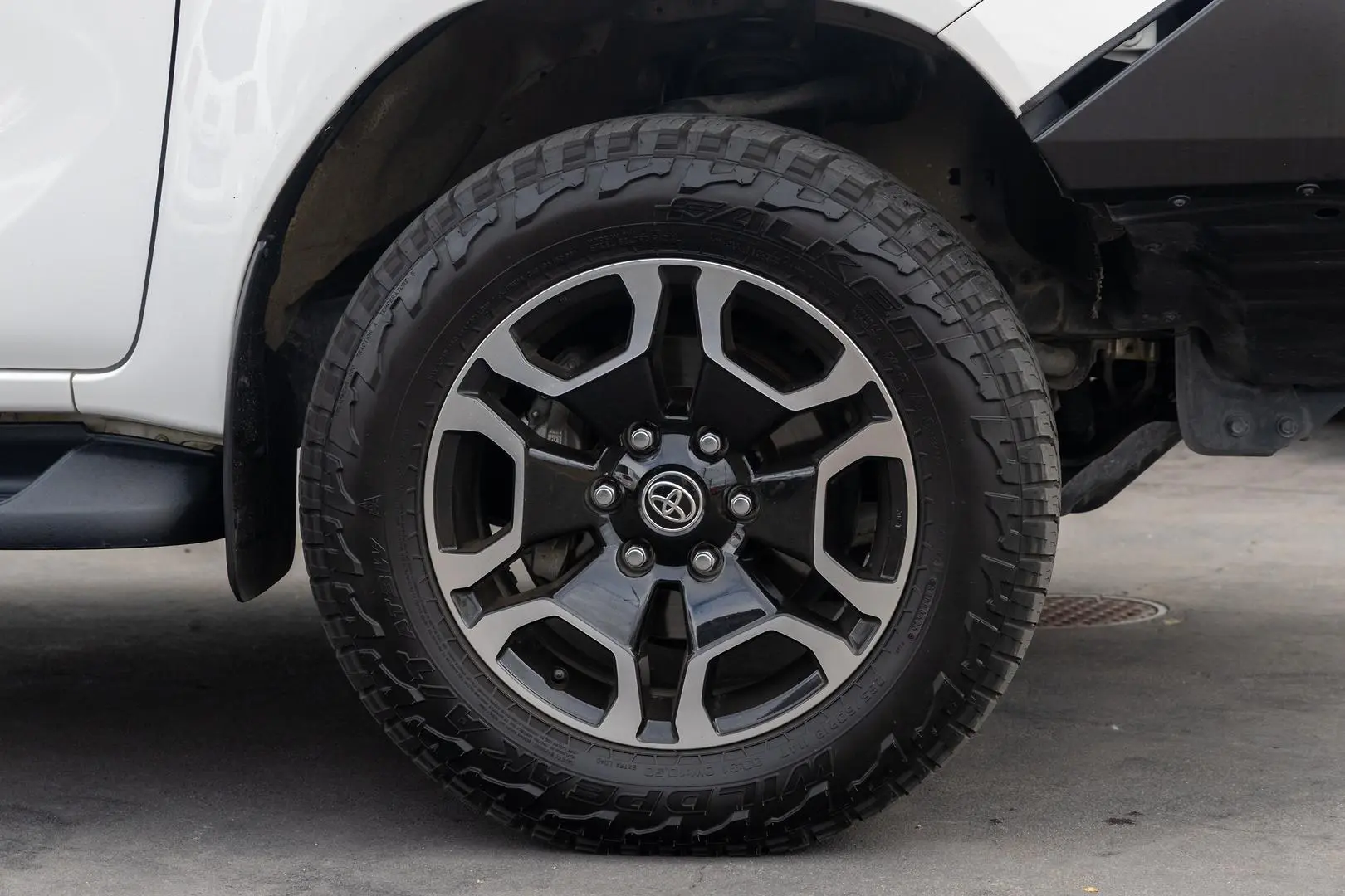 2024 Toyota Hilux Gallery Image 21