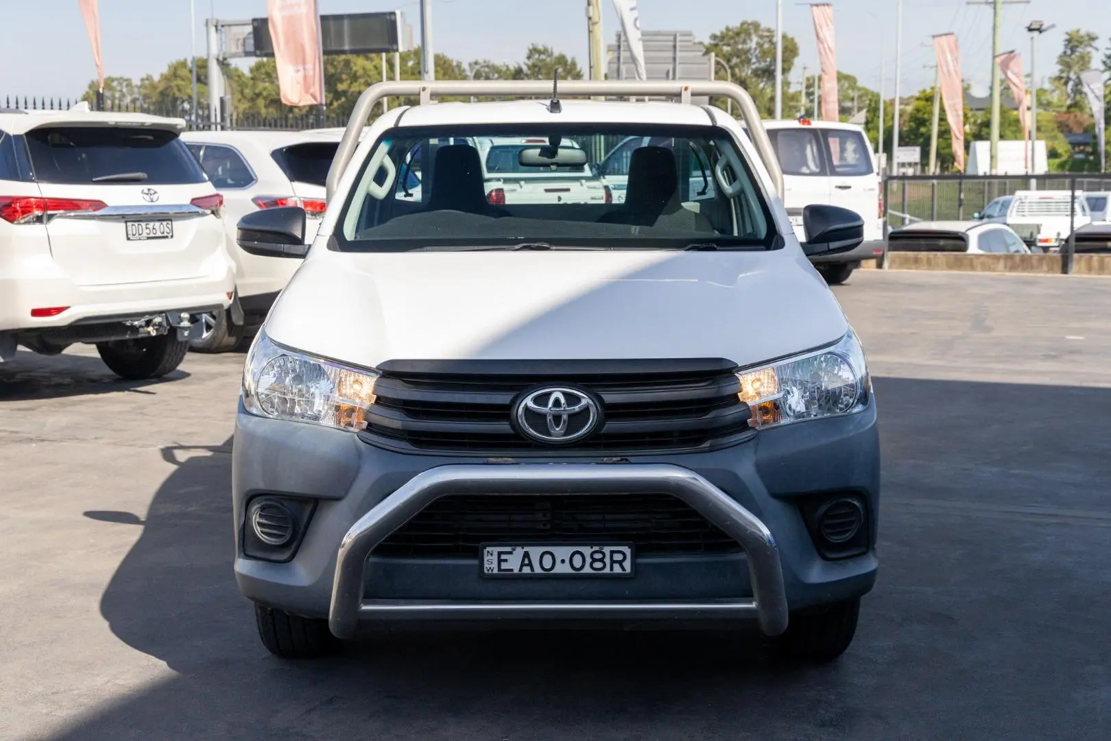2019 Toyota Hilux Gallery Image 4