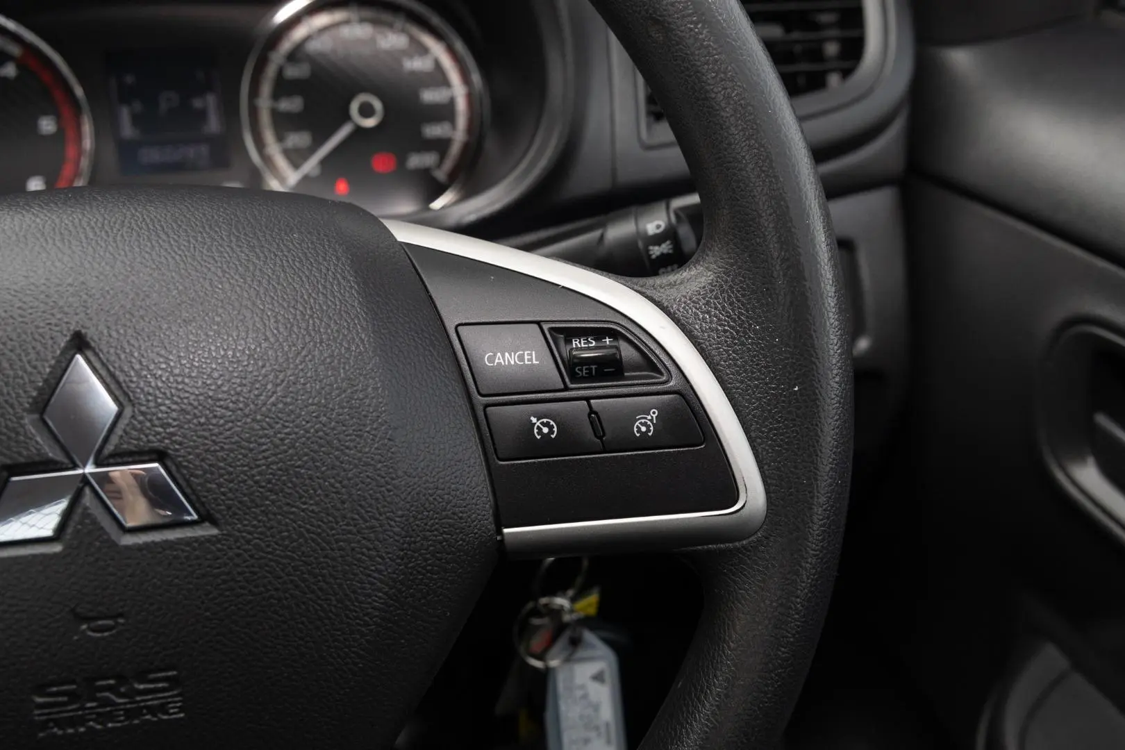 2022 Mitsubishi Triton Gallery Image 11