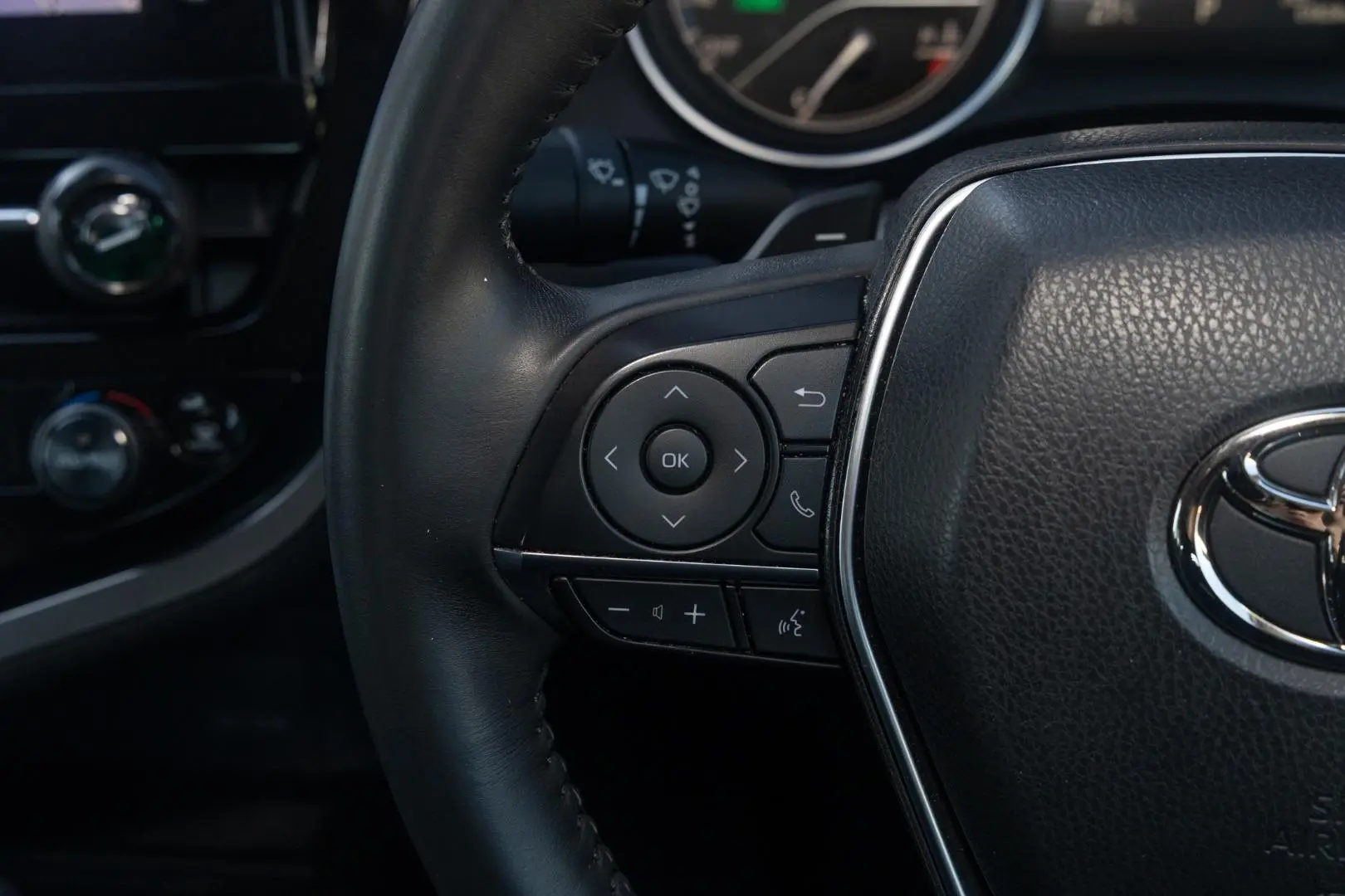 2022 Toyota Camry Gallery Image 11