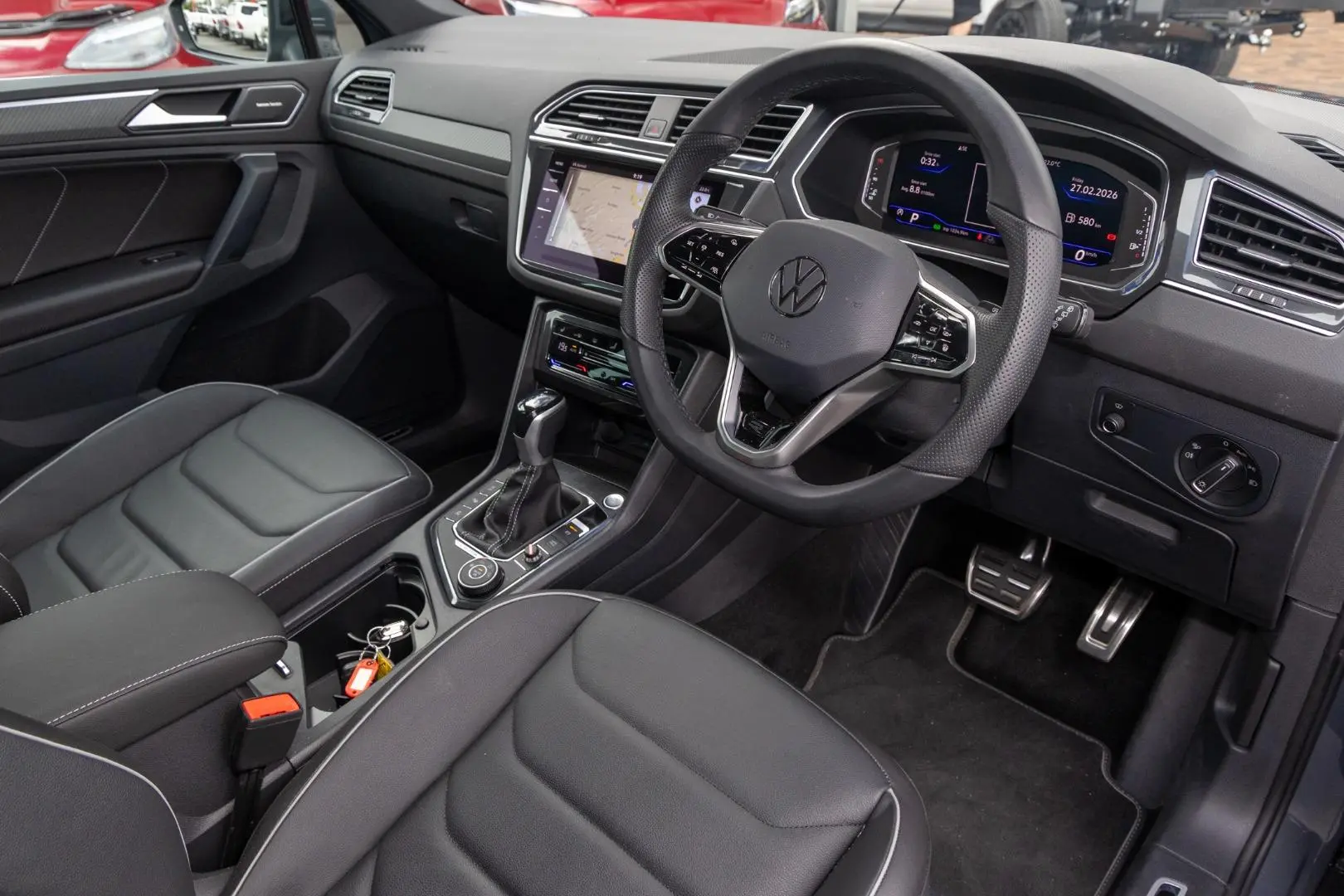 2024 Volkswagen Tiguan Gallery Image 7