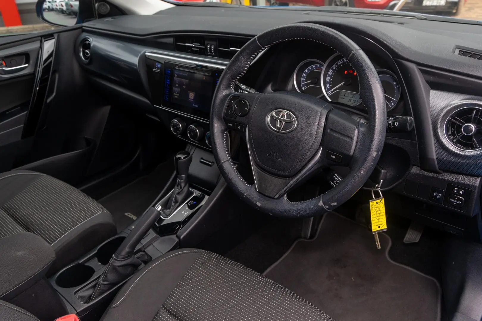 2016 Toyota Corolla Gallery Image 7