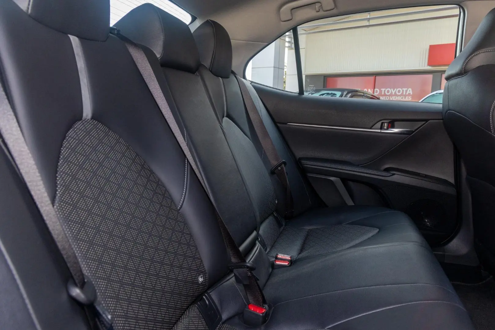 2022 Toyota Camry Gallery Image 9