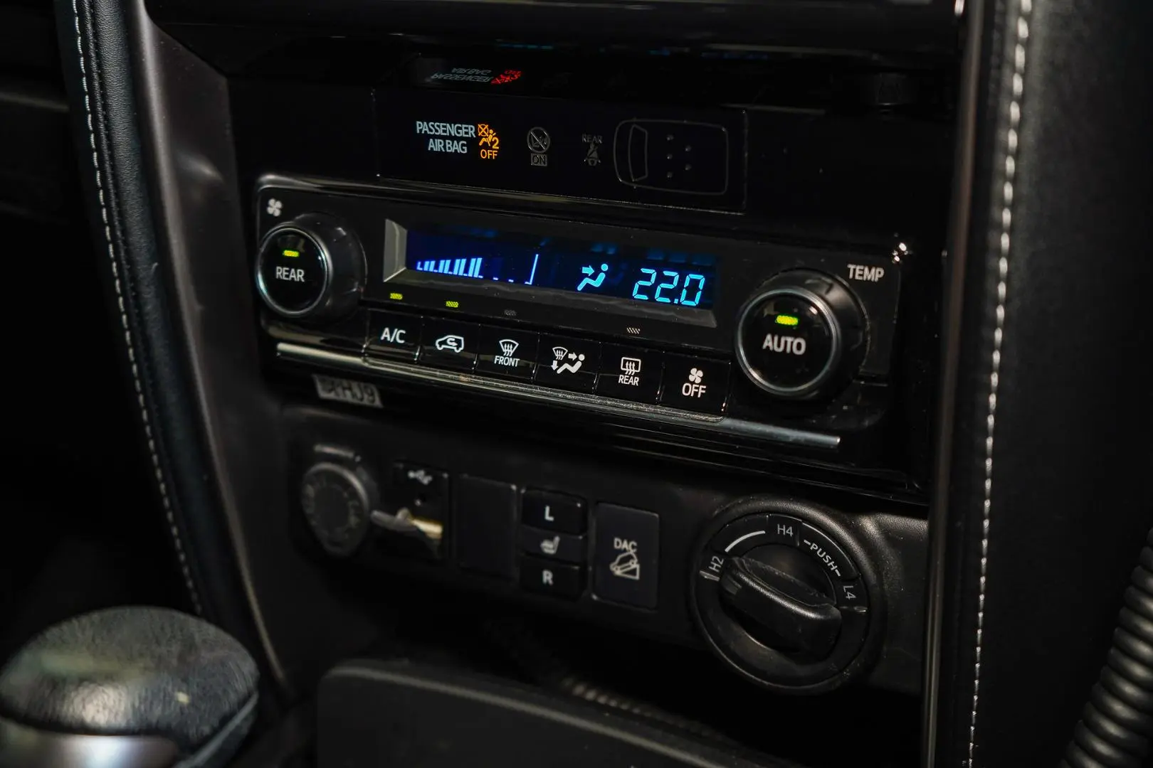 2020 Toyota Fortuner Gallery Image 16