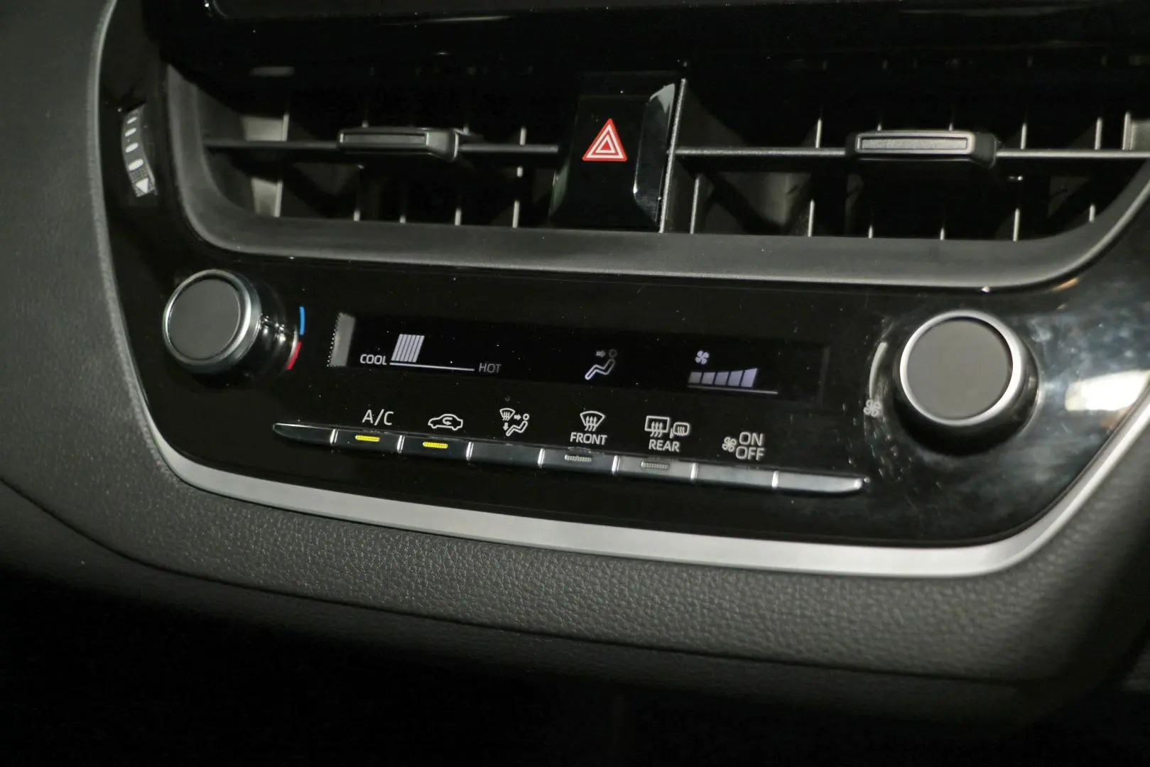 2024 Toyota Corolla Gallery Image 13