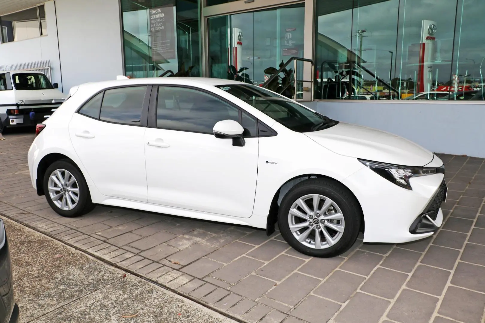 2024 Toyota Corolla Gallery Image 6