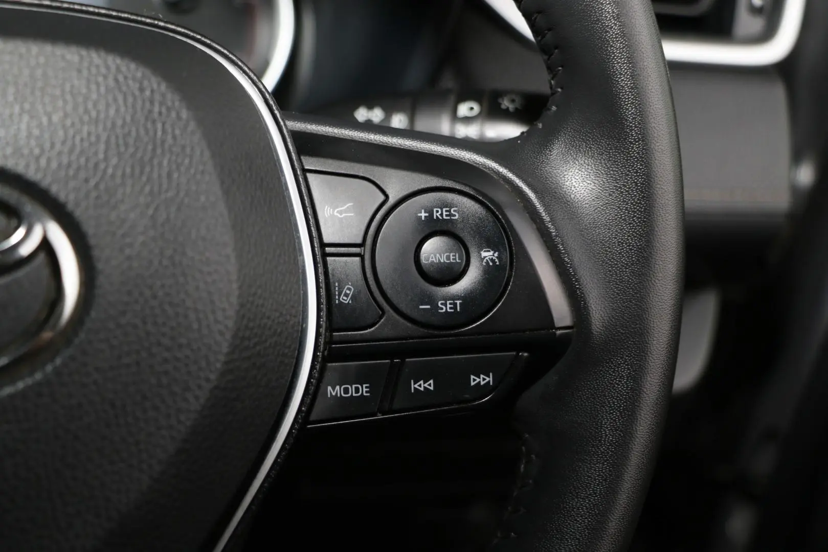 2024 Toyota RAV4 Gallery Image 15