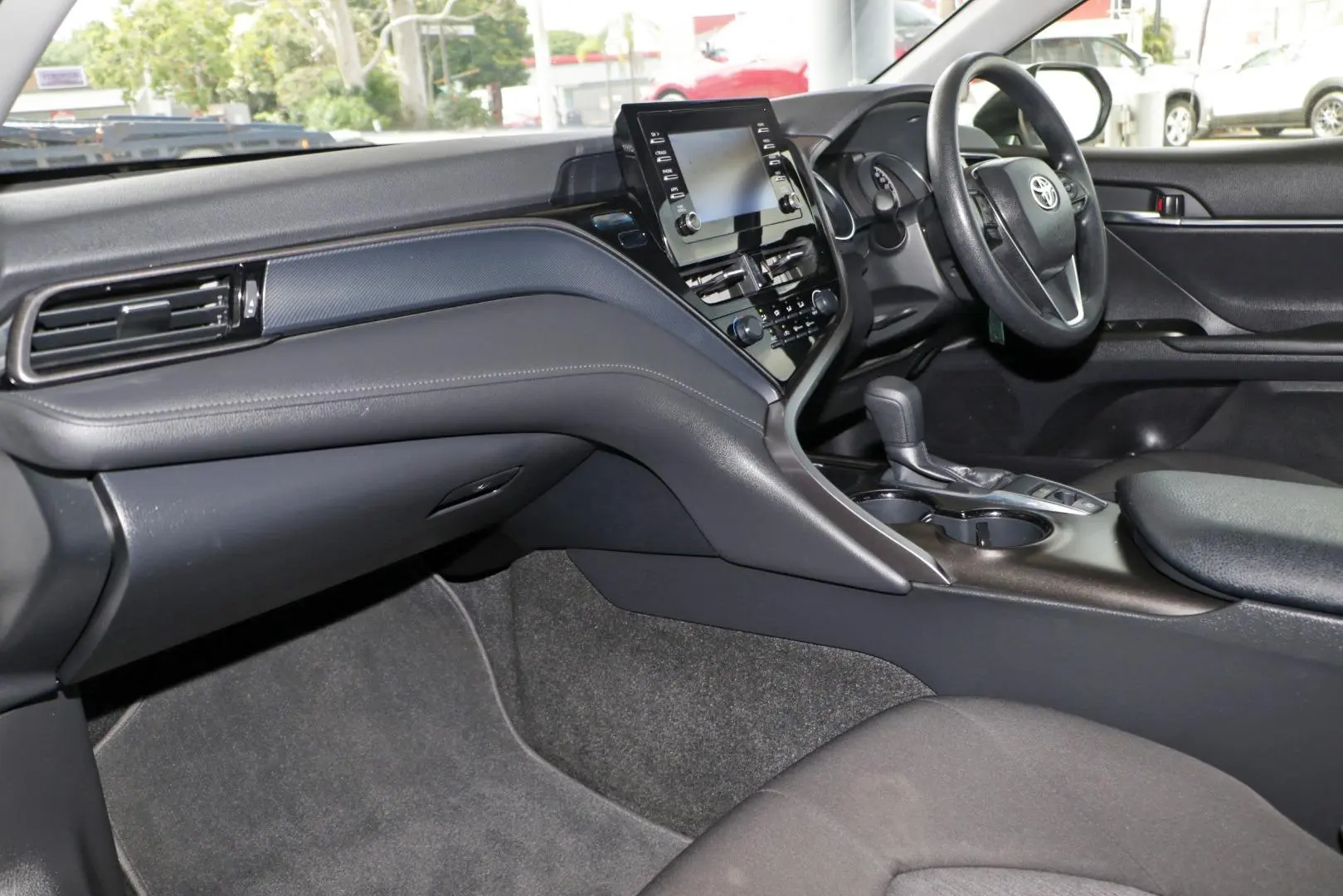 2024 Toyota Camry Gallery Image 8