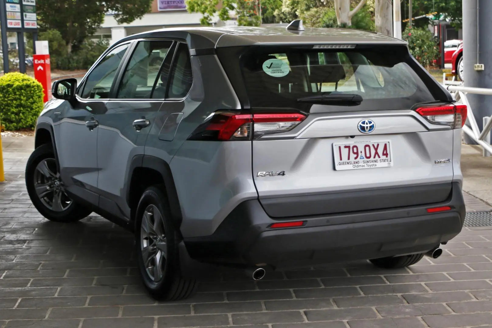 2024 Toyota RAV4 Gallery Image 3