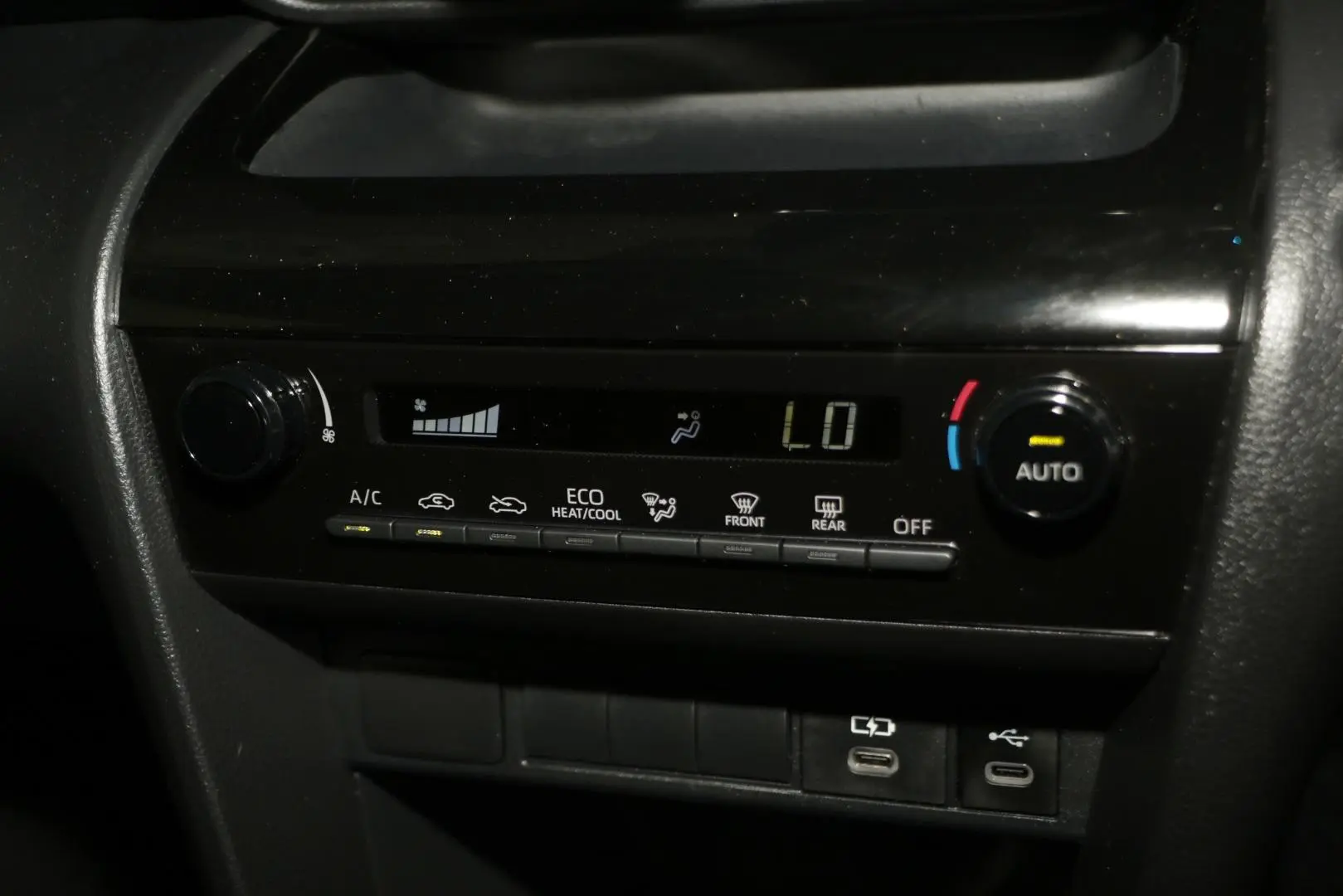 2024 Toyota Yaris Cross Gallery Image 19