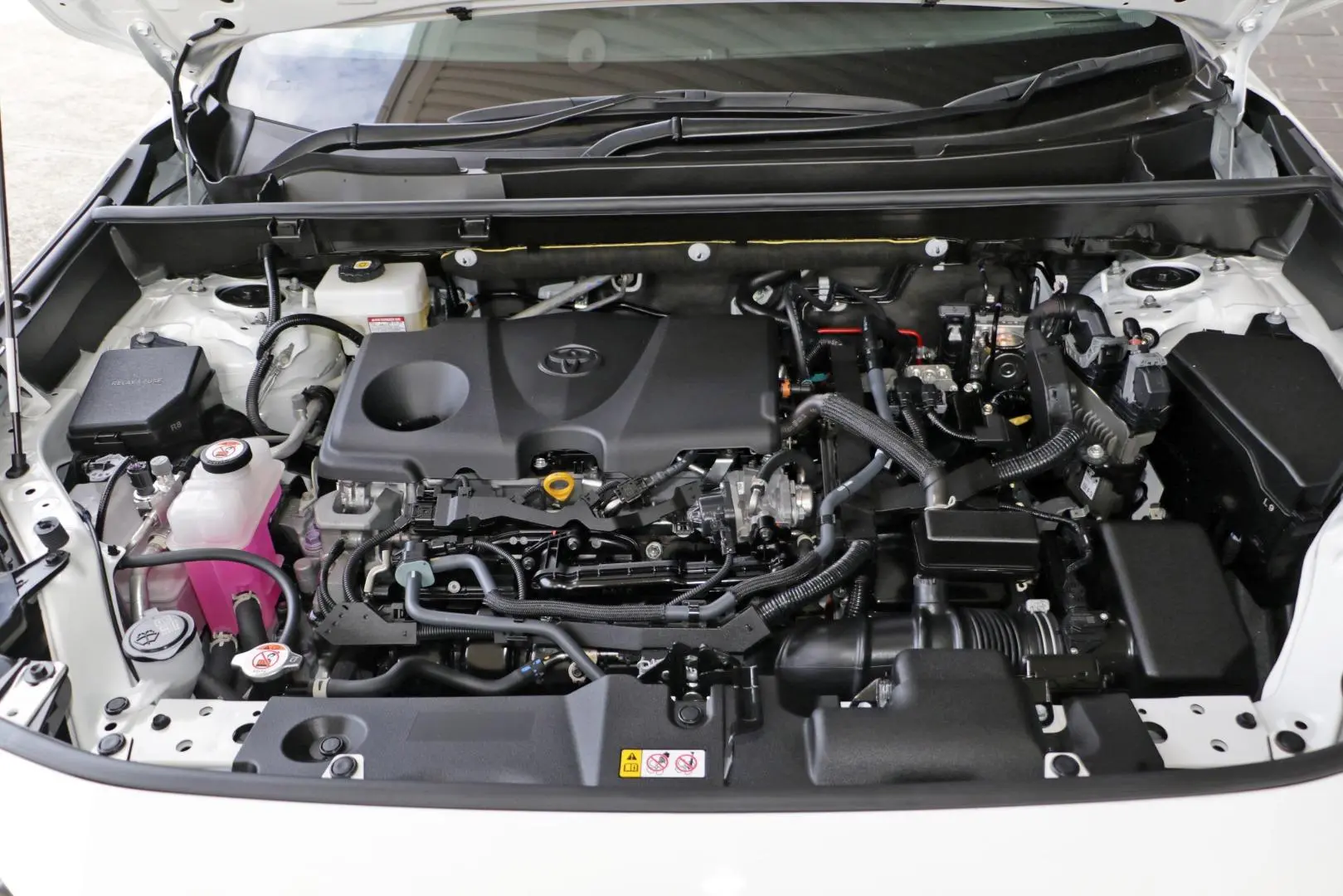 2024 Toyota RAV4 Gallery Image 21