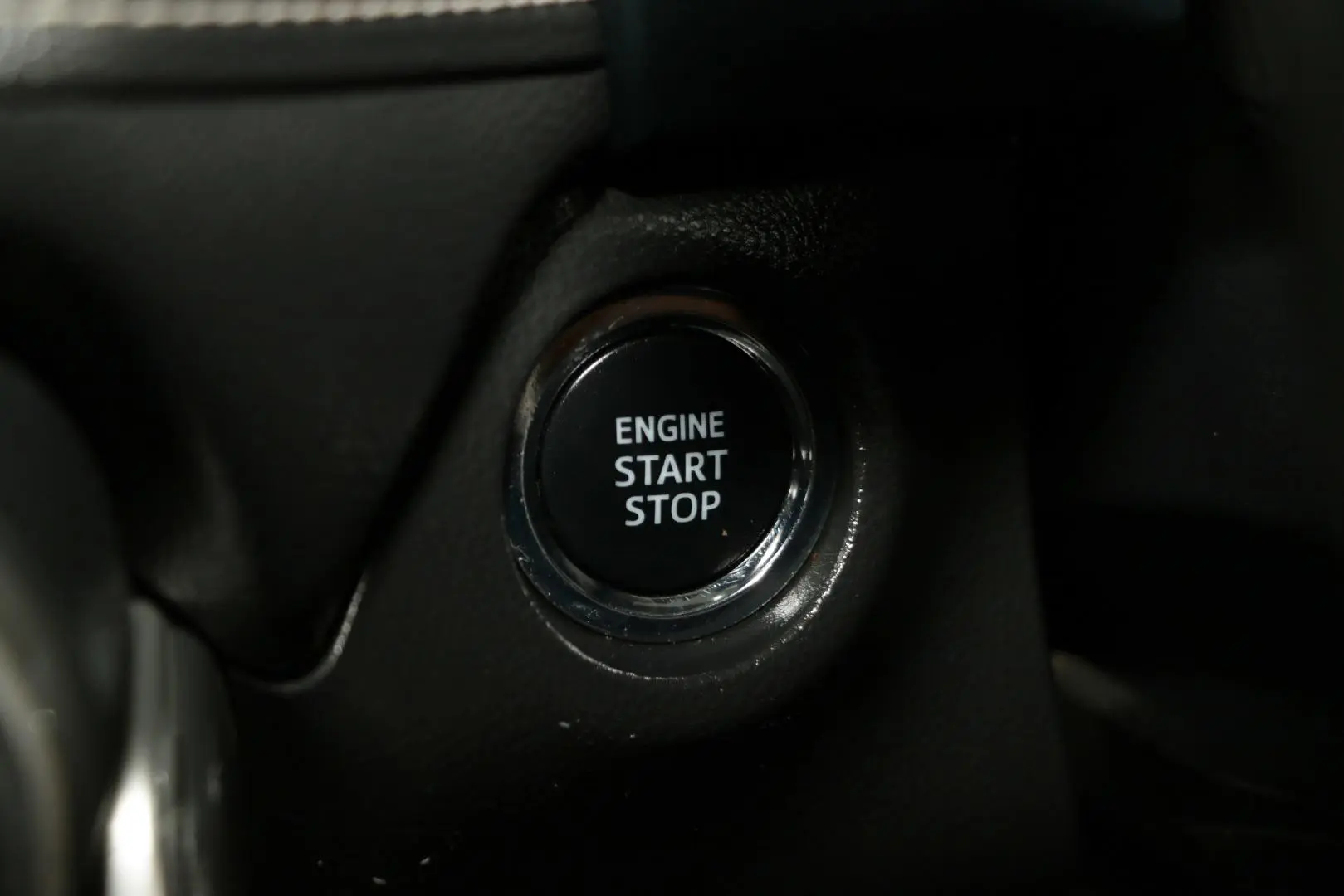 2024 Toyota RAV4 Gallery Image 17