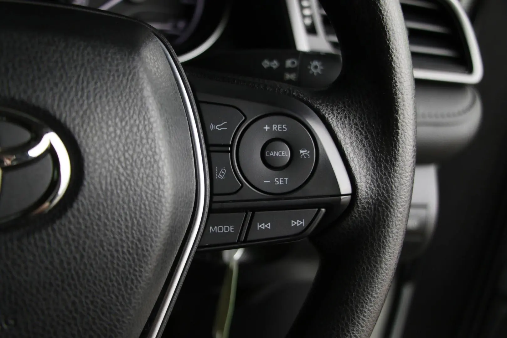 2023 Toyota Camry Gallery Image 17