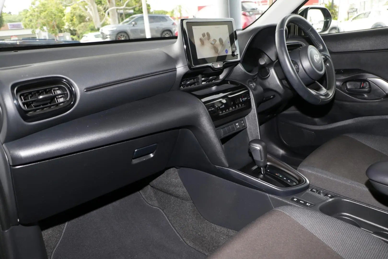 2024 Toyota Yaris Cross Gallery Image 8