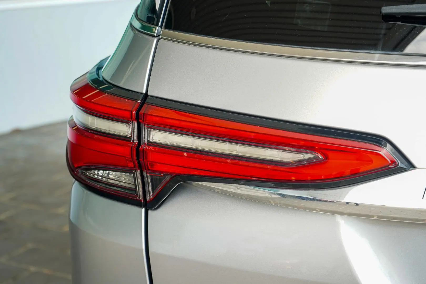 2020 Toyota Fortuner Gallery Image 21