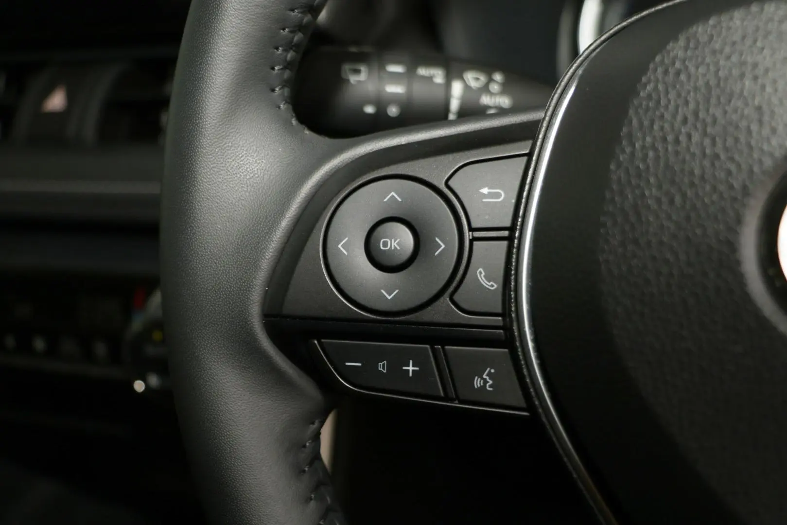 2024 Toyota RAV4 Gallery Image 15