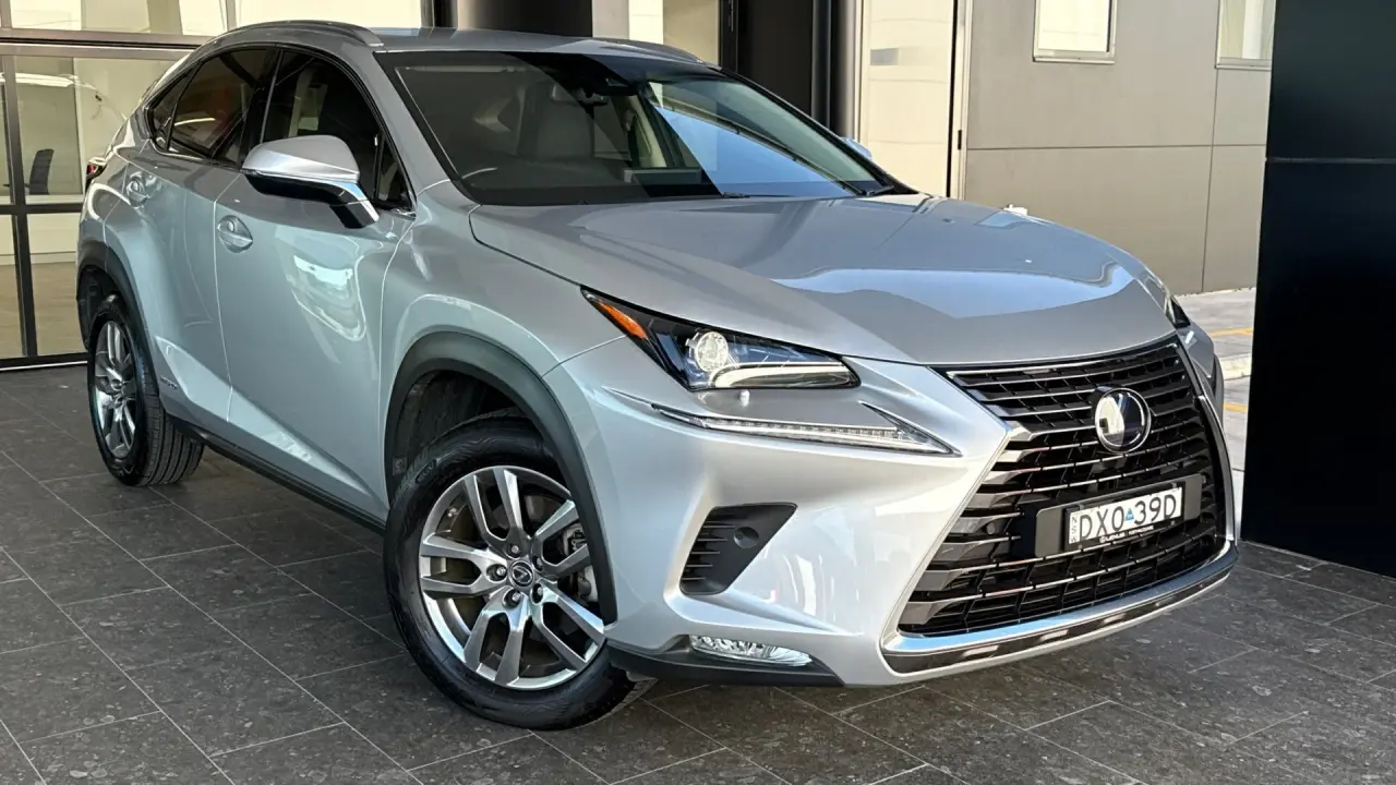 2018 Lexus NX300h Image