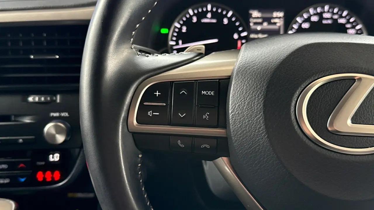2020 Lexus RX350 Gallery Image 11