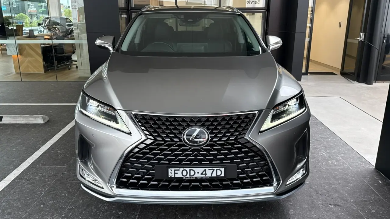 2020 Lexus RX350 Gallery Image 2