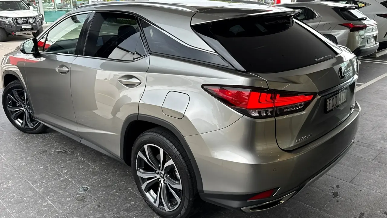 2020 Lexus RX350 Gallery Image 4