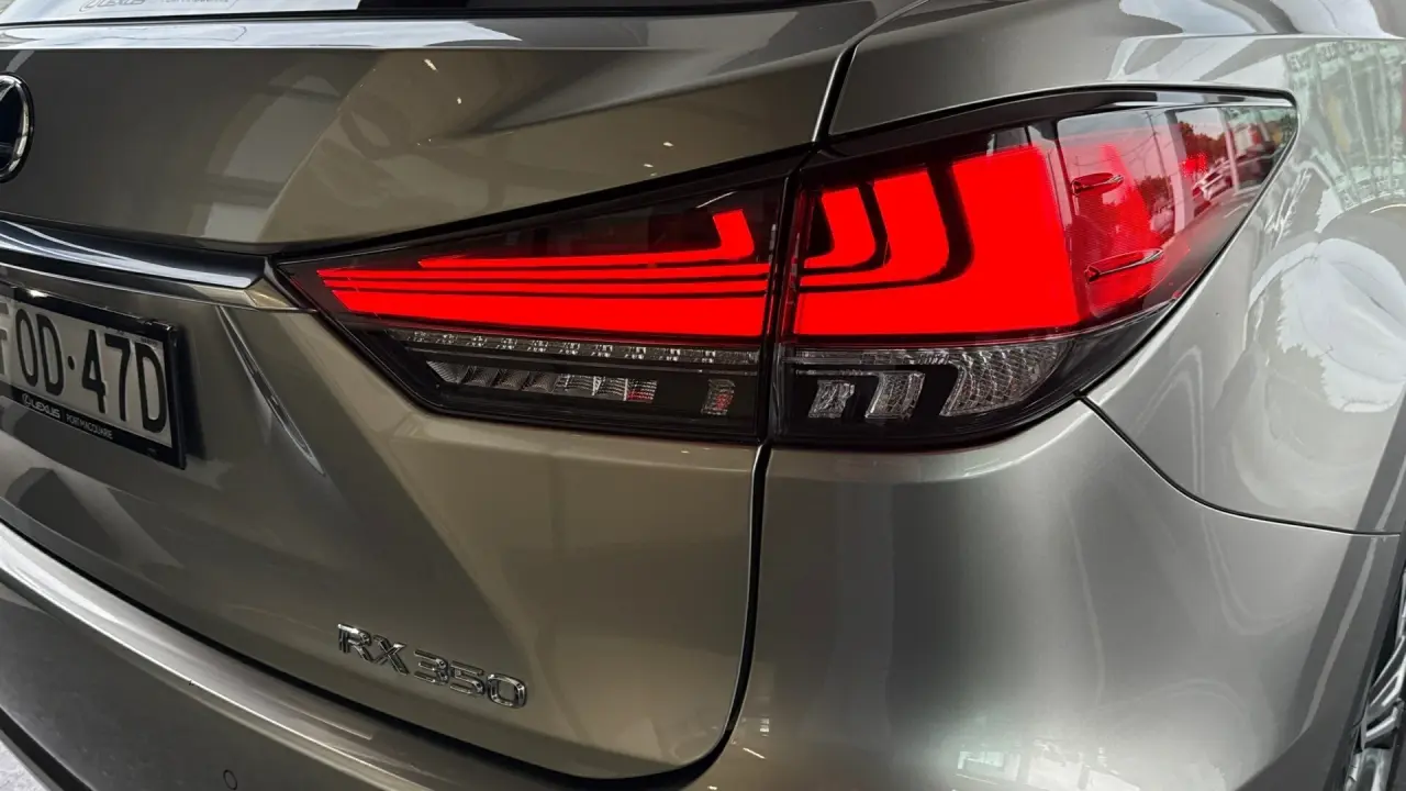 2020 Lexus RX350 Gallery Image 6