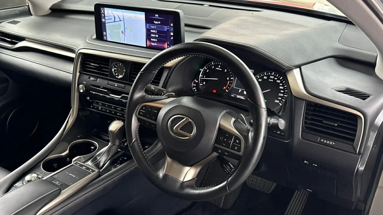 2020 Lexus RX350 Gallery Image 9