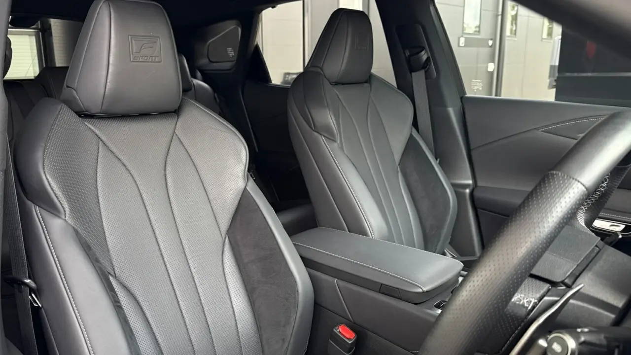 2024 Lexus RX500h Gallery Image 9