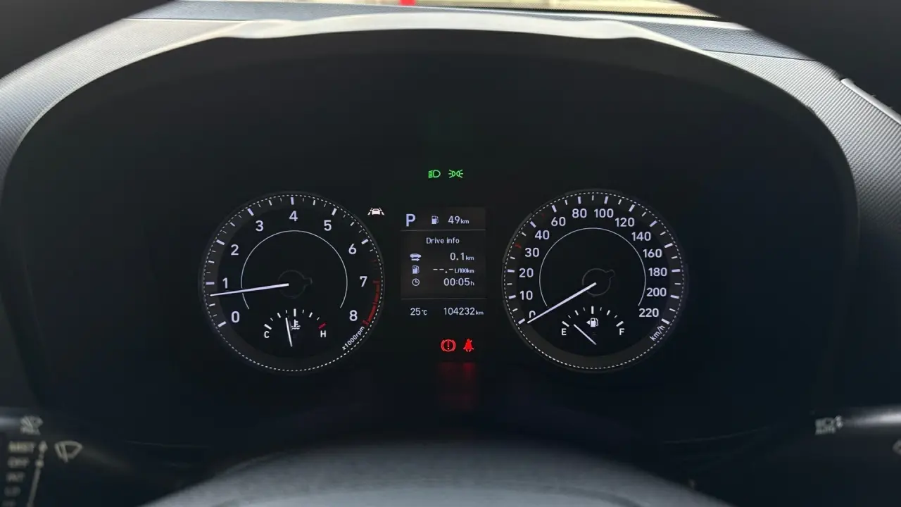 2019 HYUNDAI VENUE Gallery Image 13