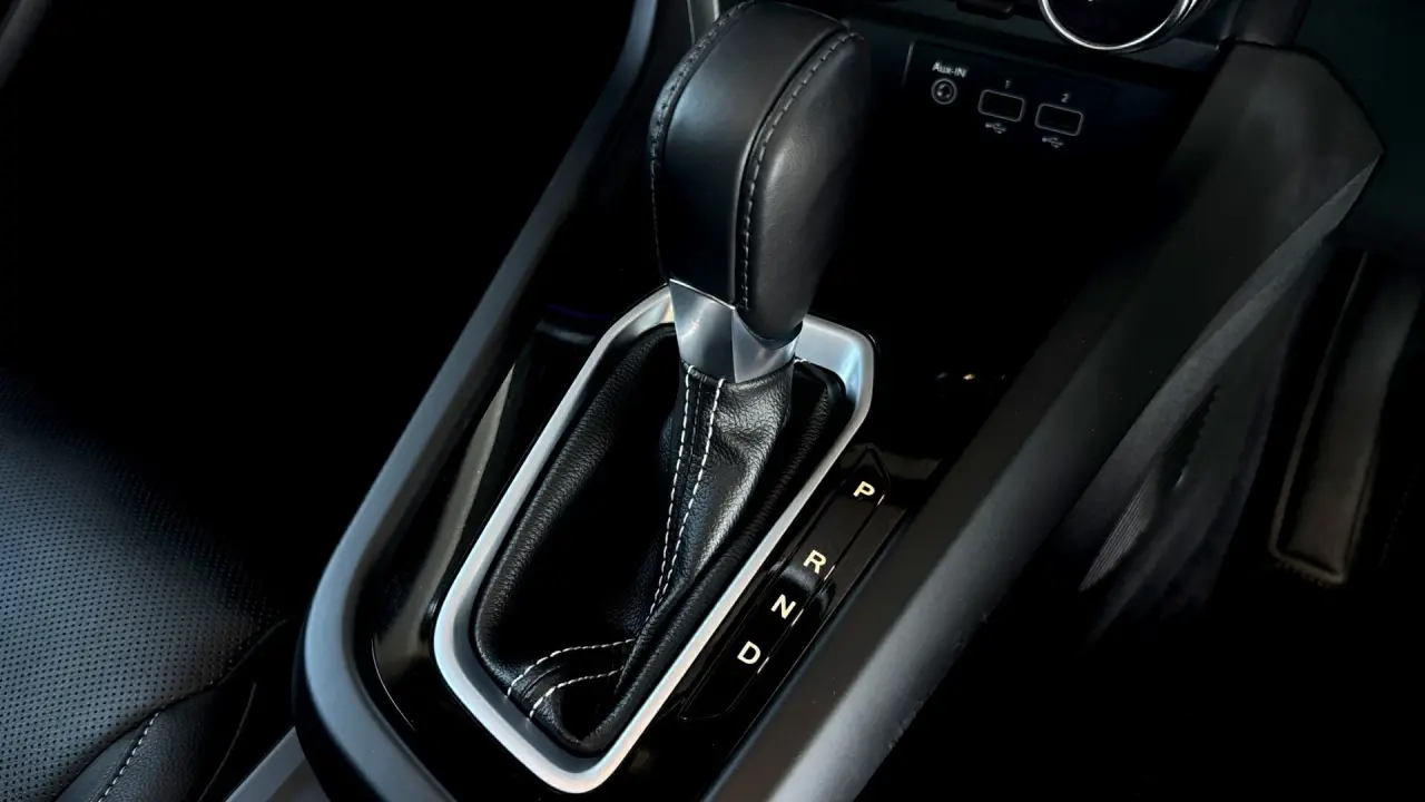 2023 RENAULT ARKANA Gallery Image 13