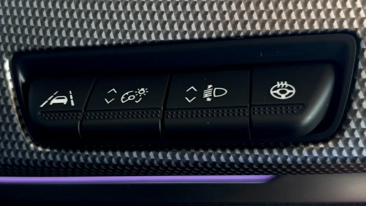 2023 RENAULT ARKANA Gallery Image 18