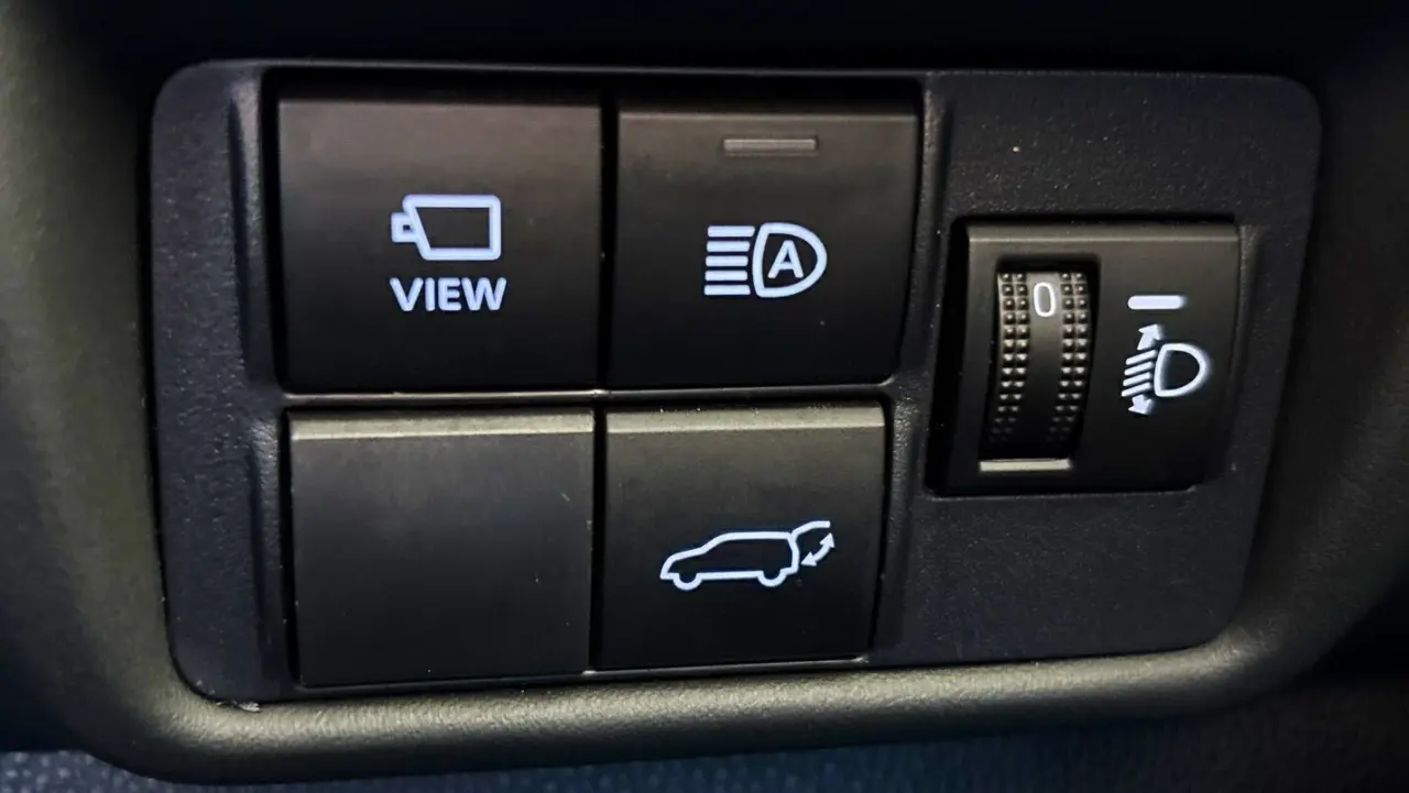 2021 Toyota Kluger Hybrid Gallery Image 18