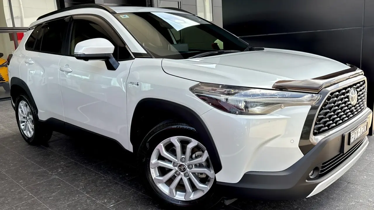 2023 Toyota Corolla Cross Hybrid Image