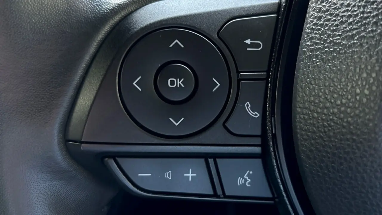 2023 Toyota Corolla Cross Hybrid Gallery Image 10