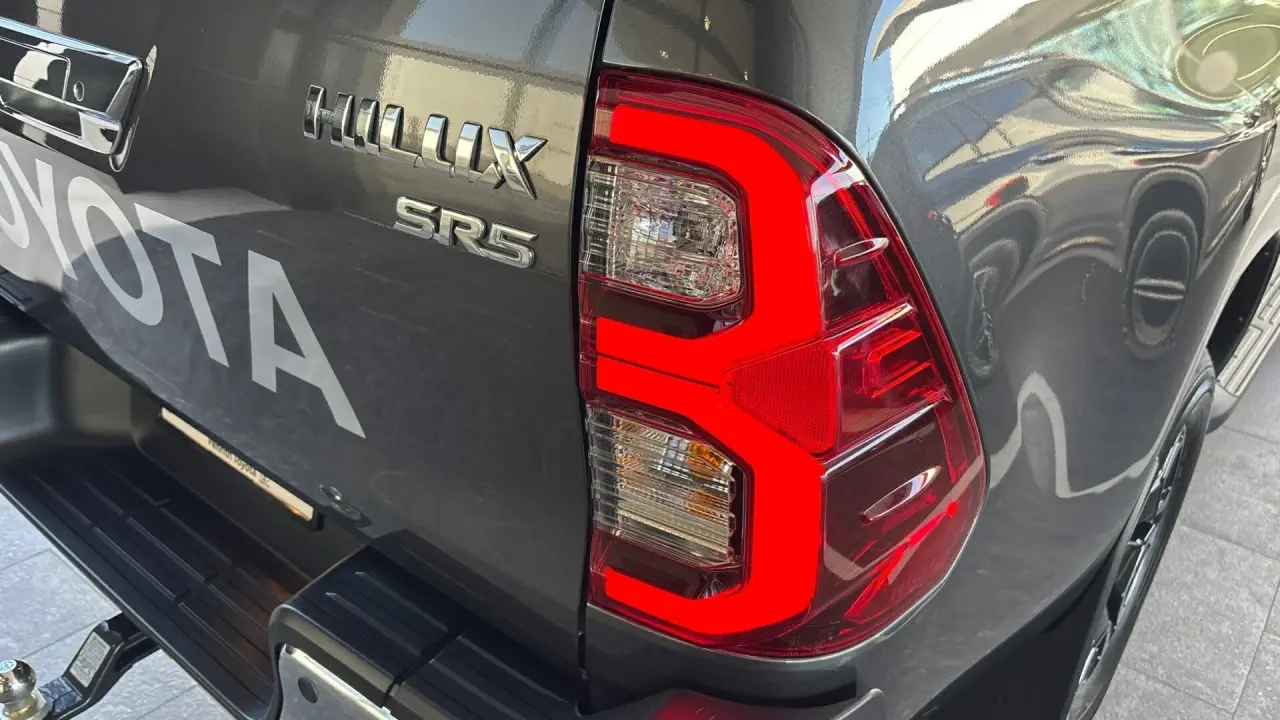 2023 Toyota Hilux Gallery Image 20