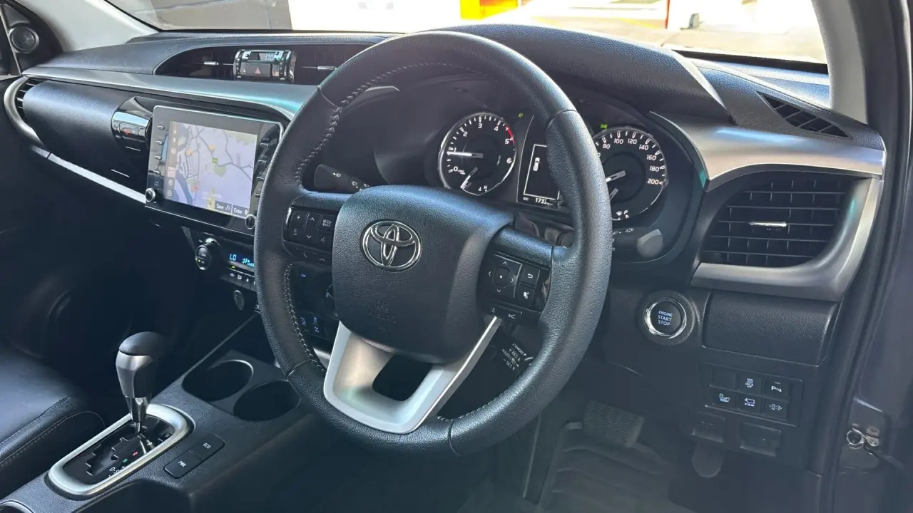 2023 Toyota Hilux Gallery Image 8