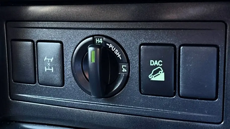 2017 Toyota Prado Gallery Image 10