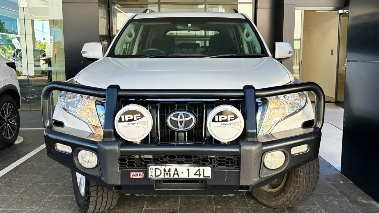 2017 Toyota Prado Gallery Image 2