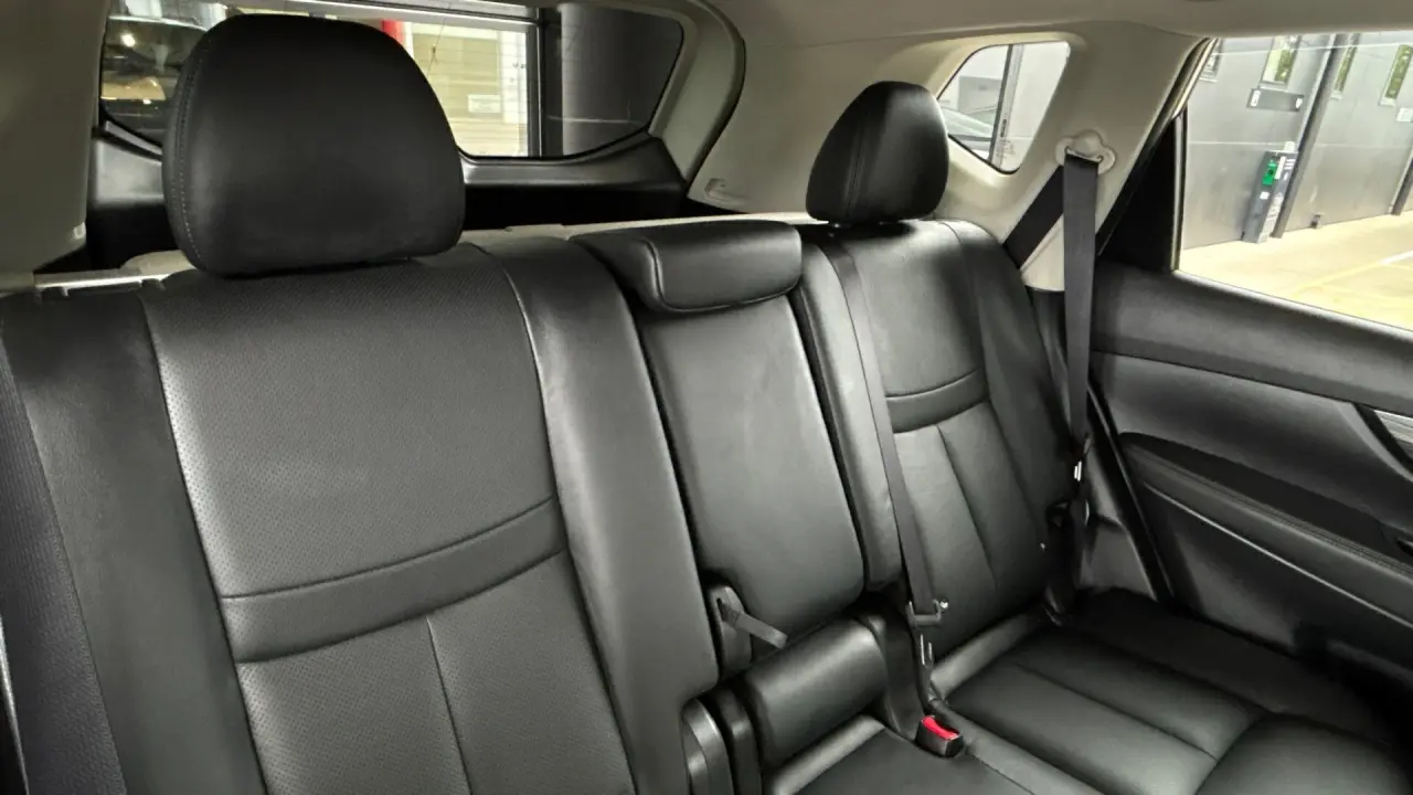 2021 NISSAN X-TRAIL Gallery Image 8