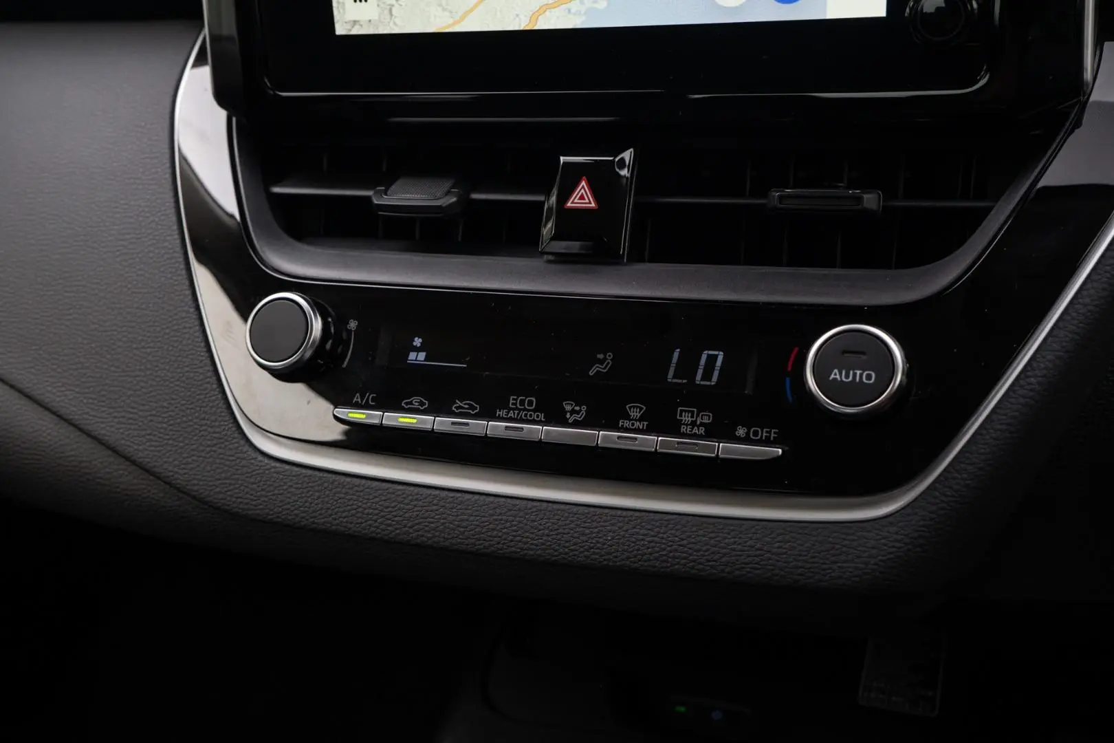 2025 Toyota Corolla Gallery Image 13