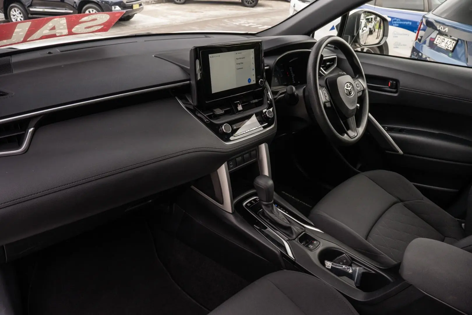 2024 Toyota Corolla Cross Gallery Image 8