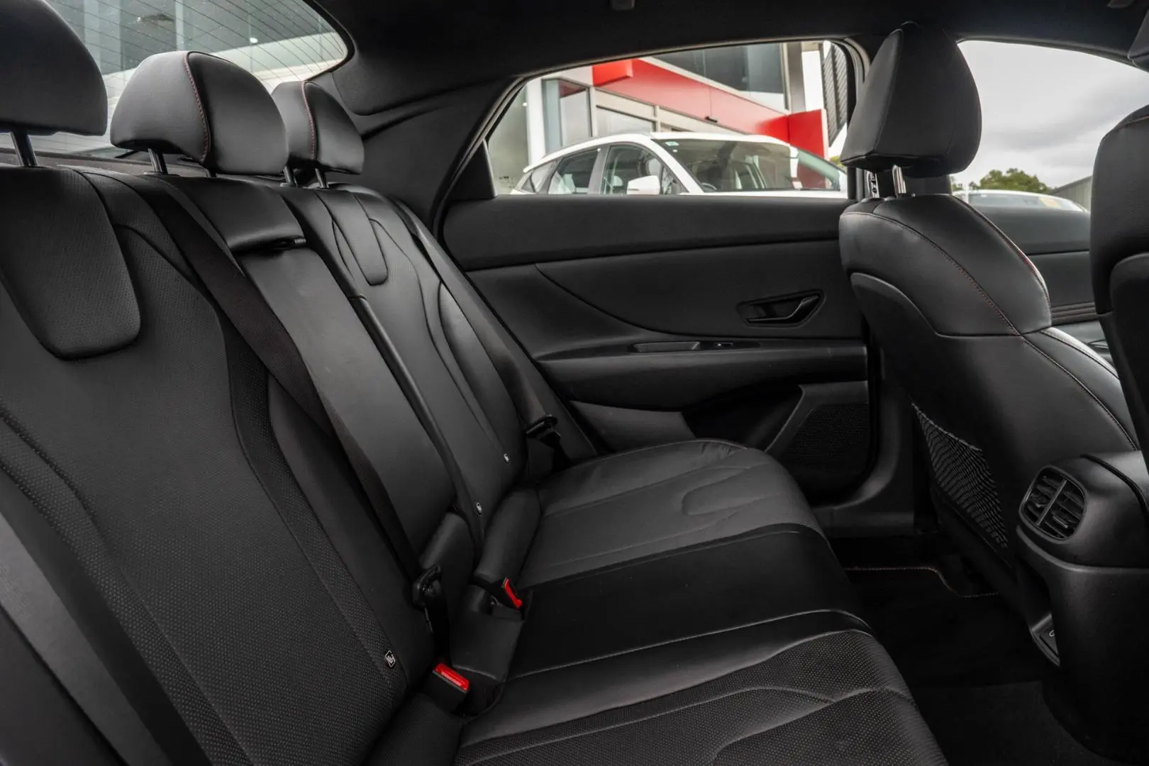 2024 Hyundai i30 Gallery Image 9