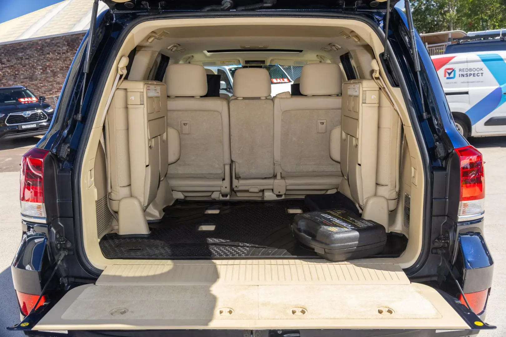 2017 Toyota Landcruiser Gallery Image 20