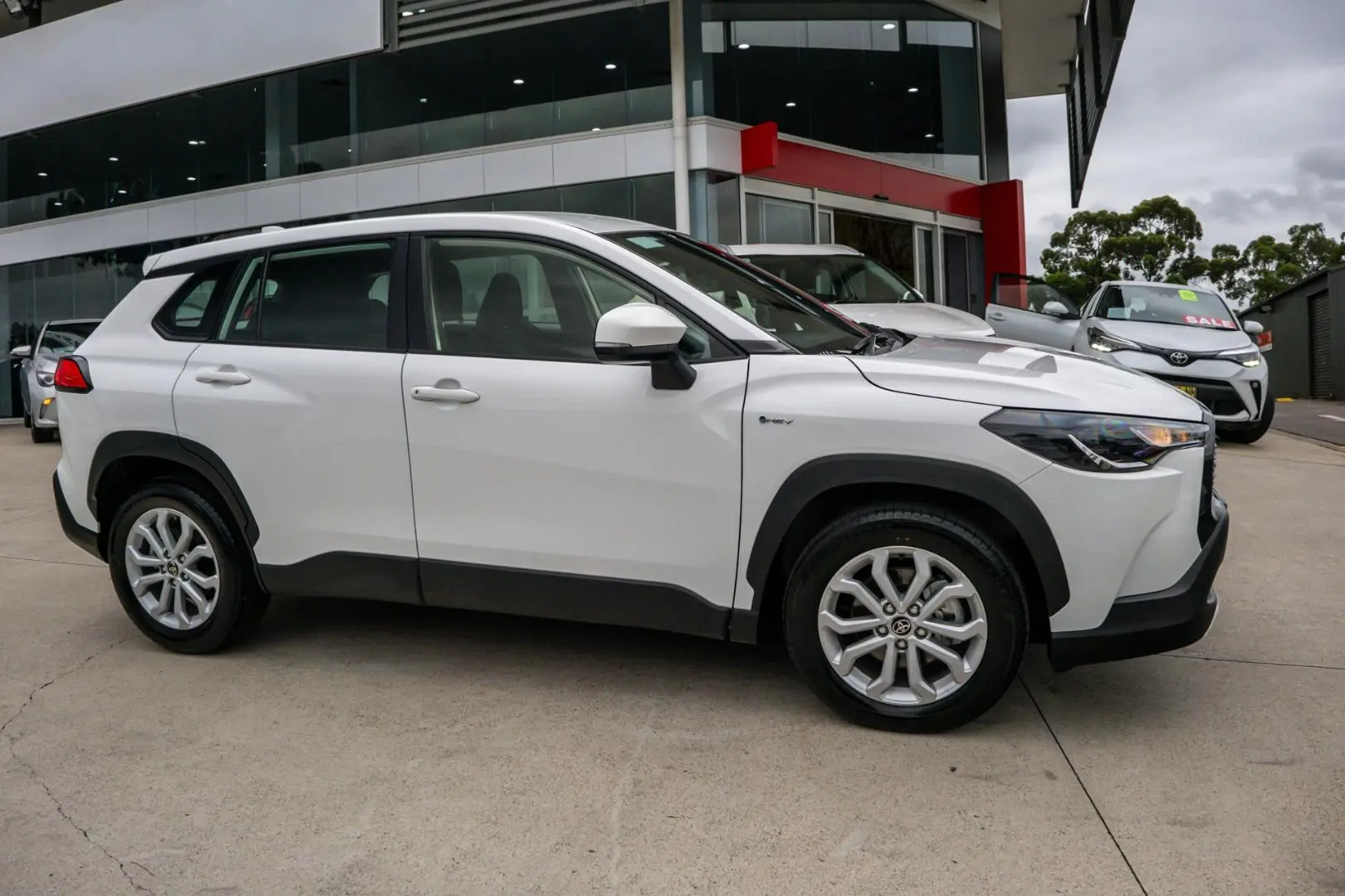 2024 Toyota Corolla Cross Gallery Image 3