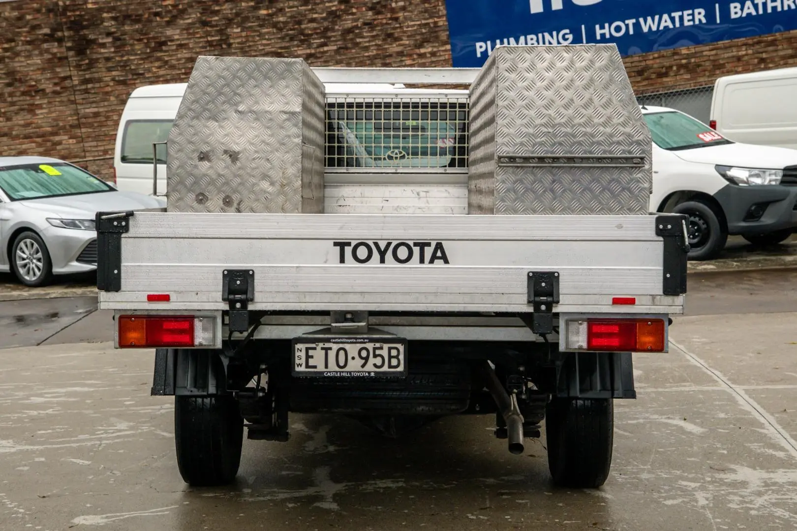 2022 Toyota Hilux Gallery Image 5