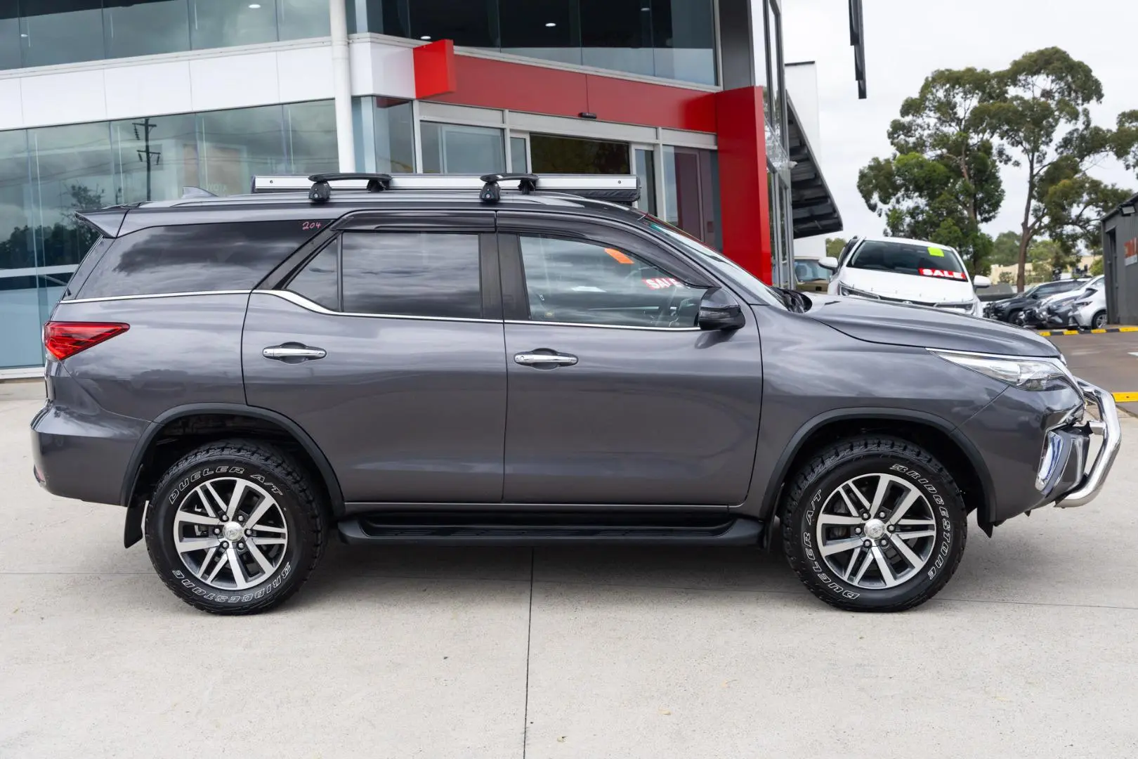 2018 Toyota Fortuner Gallery Image 3