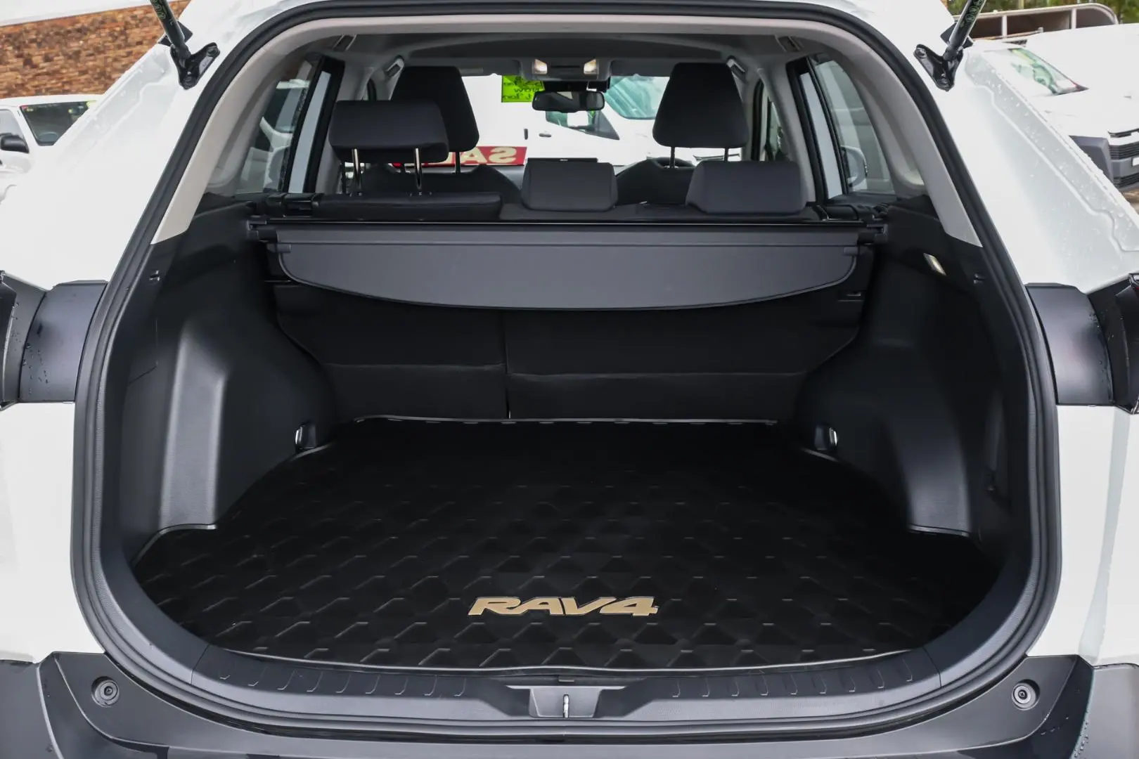 2024 Toyota RAV4 Gallery Image 20