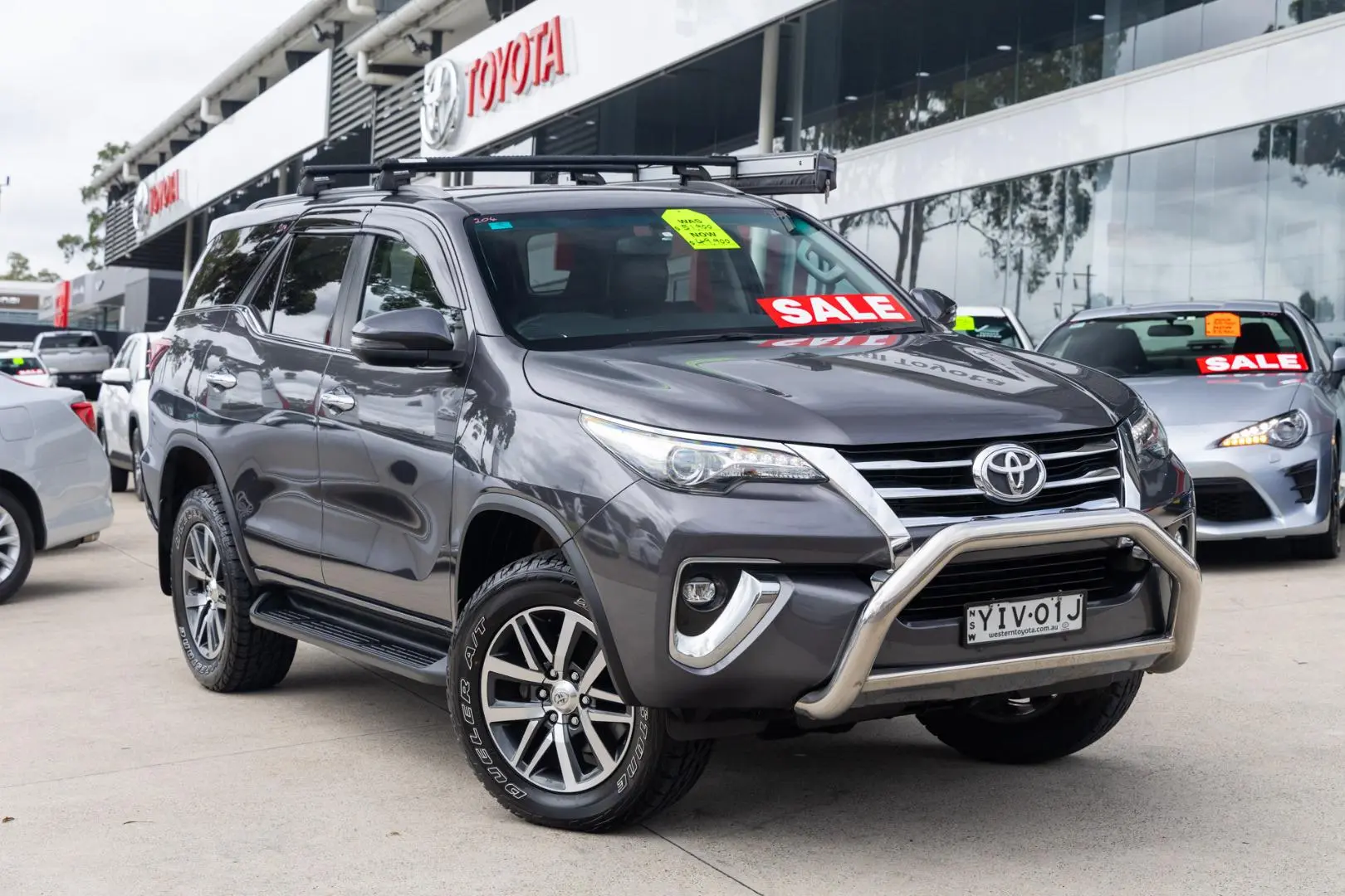 2018 Toyota Fortuner Gallery Image 2
