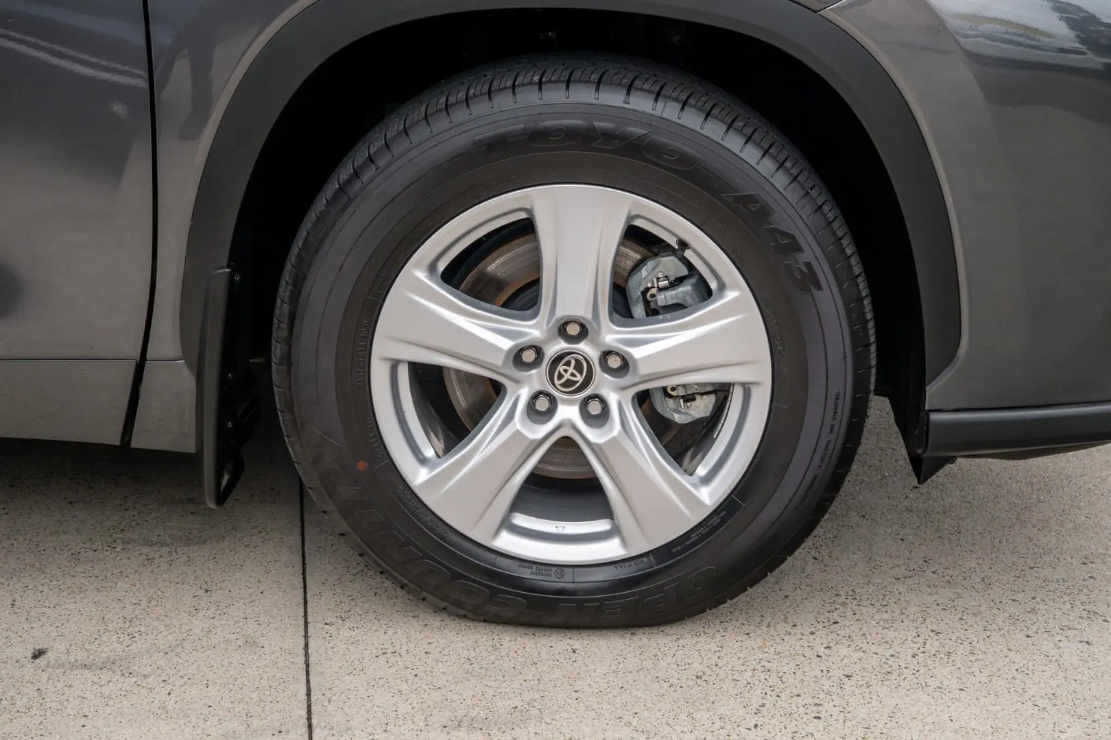 2024 Toyota Kluger Gallery Image 20