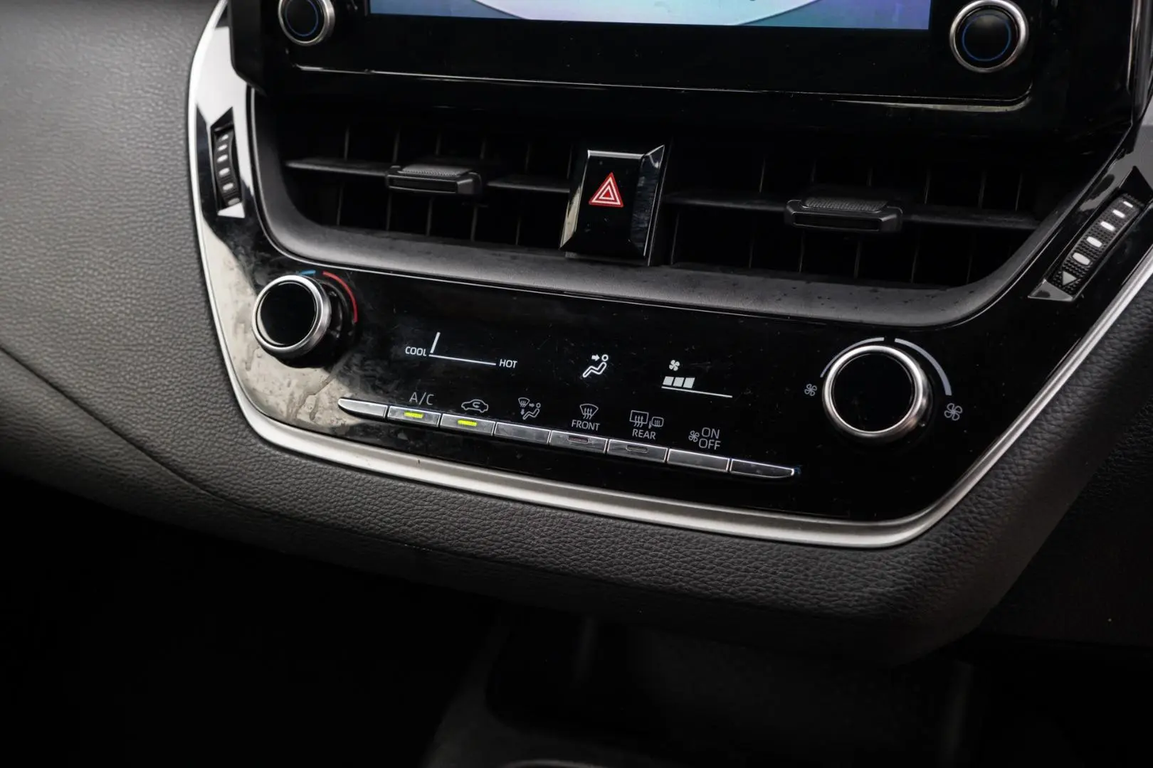 2022 Toyota Corolla Gallery Image 13